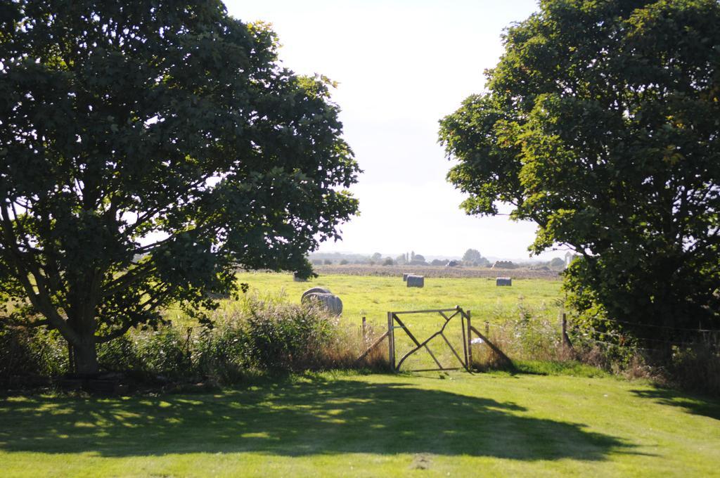Manor Farm Stay Sutton-on-Sea 外观 照片